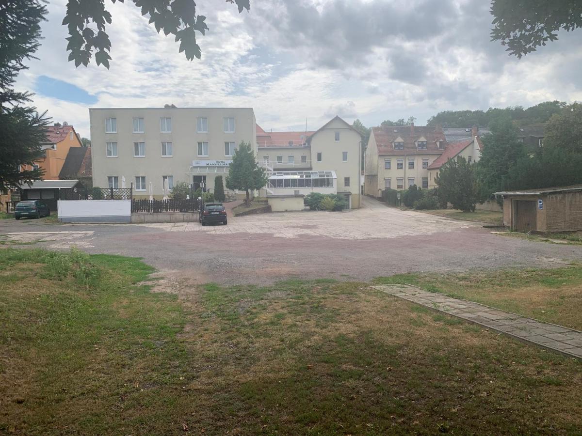 Hotel Mansfelder Hof à Lutherstadt Eisleben Extérieur photo